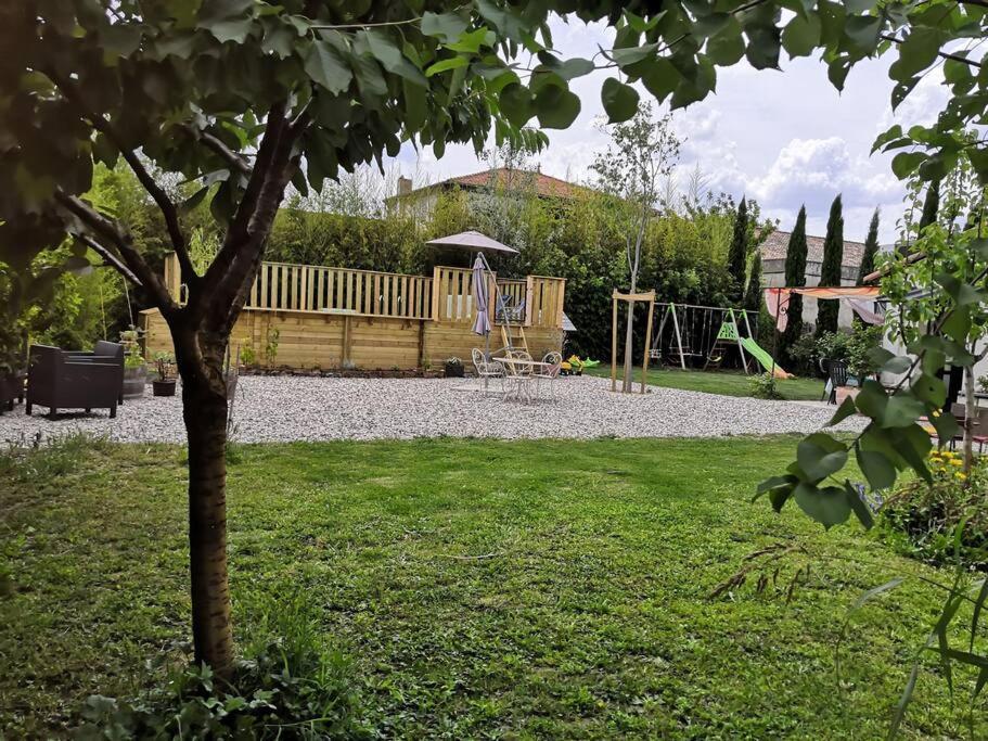 Maison Avec Piscine Dans Village Provencal. Courthézon Esterno foto