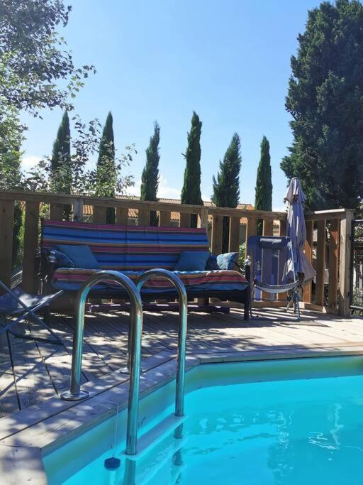 Maison Avec Piscine Dans Village Provencal. Courthézon Esterno foto