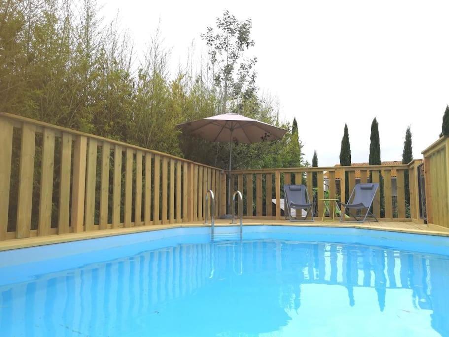 Maison Avec Piscine Dans Village Provencal. Courthézon Esterno foto